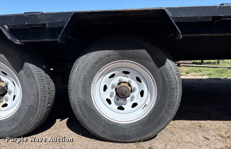 image for item EP0602 2020 PJ equipment trailer