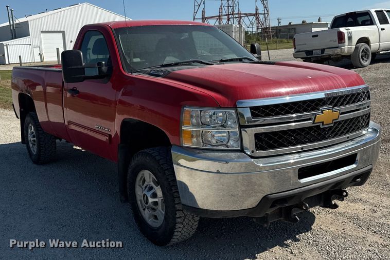 image for item ER0047 2013 Chevrolet Silverado 2500HD pickup truck