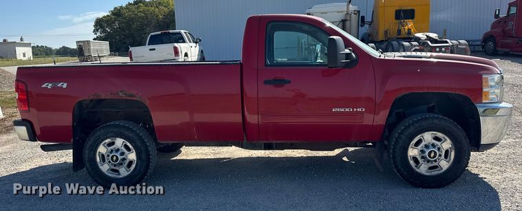 image for item ER0047 2013 Chevrolet Silverado 2500HD pickup truck
