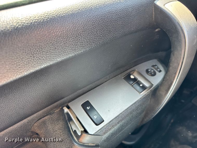 image for item ER0047 2013 Chevrolet Silverado 2500HD pickup truck