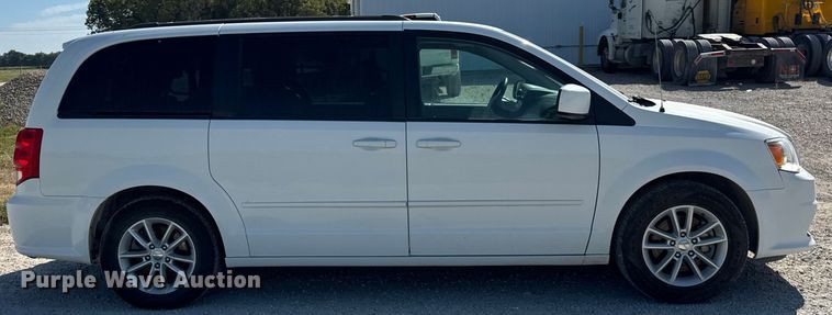 image for item ER0048 2016 Dodge Grand Caravan SXT van