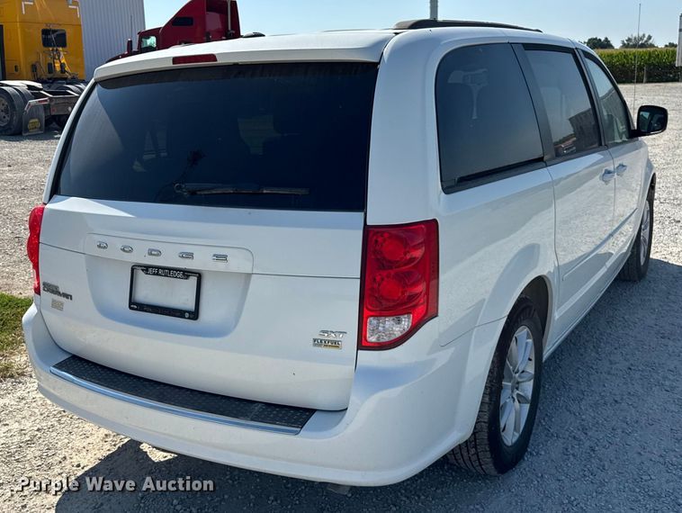 image for item ER0048 2016 Dodge Grand Caravan SXT van