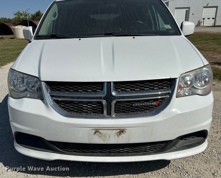 image for item ER0048 2016 Dodge Grand Caravan SXT van