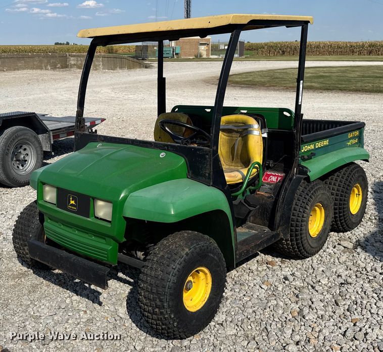image for item ER0060 2001 John Deere Gator 6x4 utility vehicle