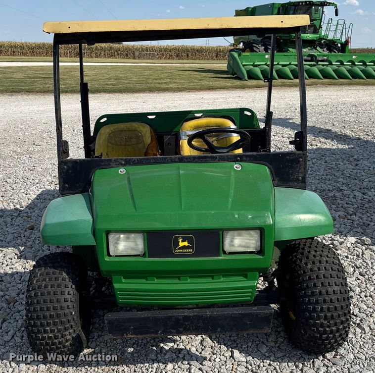 image for item ER0060 2001 John Deere Gator 6x4 utility vehicle