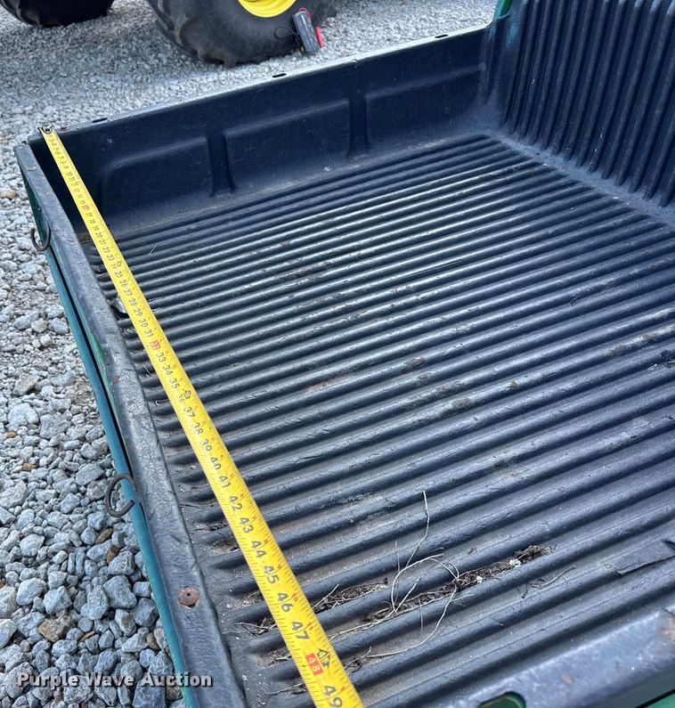 image for item ER0060 2001 John Deere Gator 6x4 utility vehicle