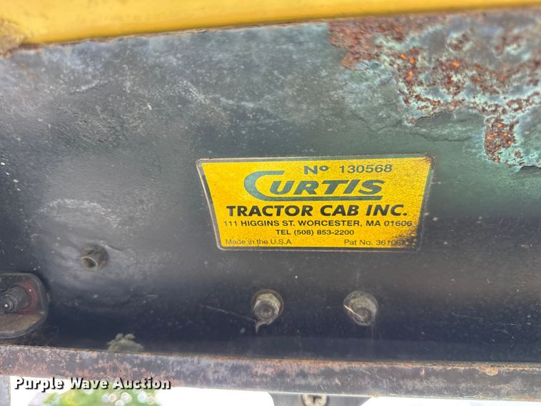 image for item ER0060 2001 John Deere Gator 6x4 utility vehicle