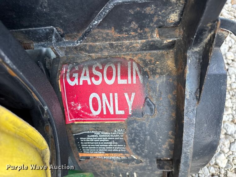 image for item ER0060 2001 John Deere Gator 6x4 utility vehicle