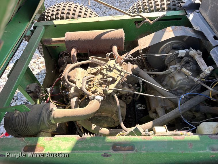 image for item ER0060 2001 John Deere Gator 6x4 utility vehicle