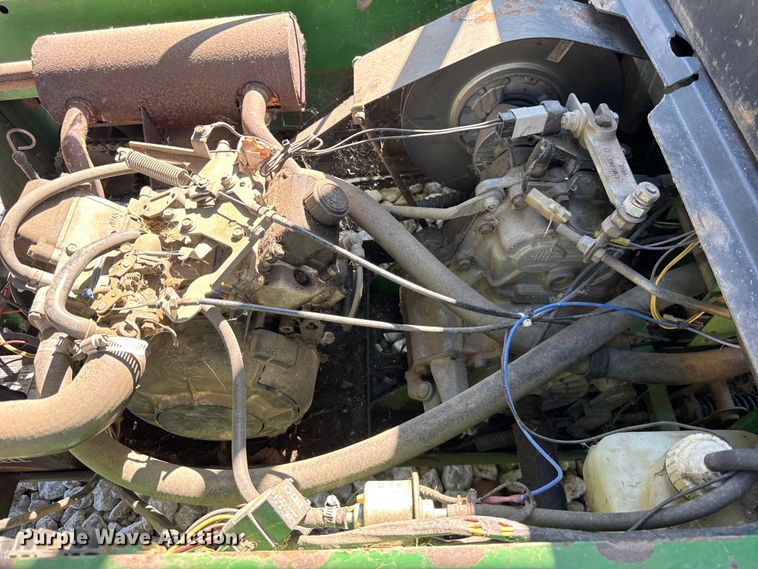 image for item ER0060 2001 John Deere Gator 6x4 utility vehicle