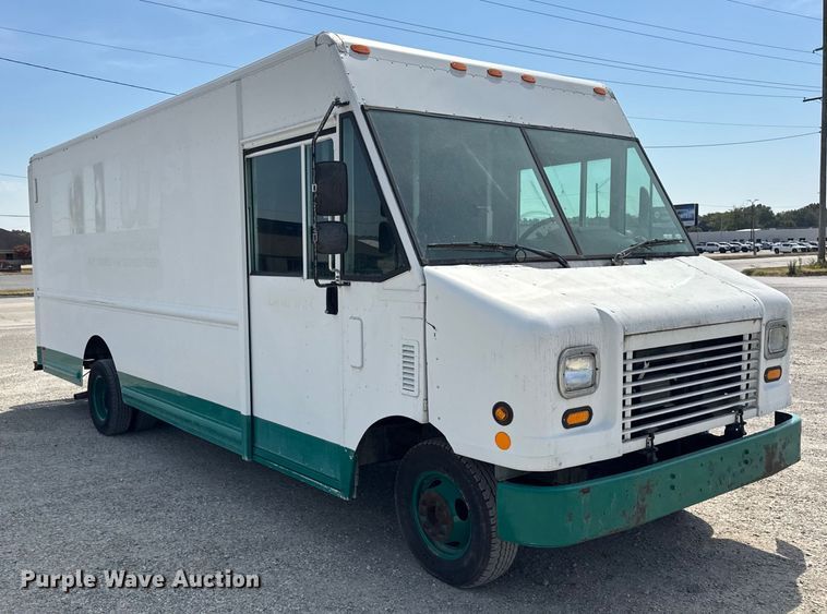 image for item ER0063 2012 Ford Utilimaster delivery truck