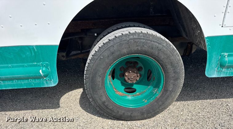 image for item ER0063 2012 Ford Utilimaster delivery truck