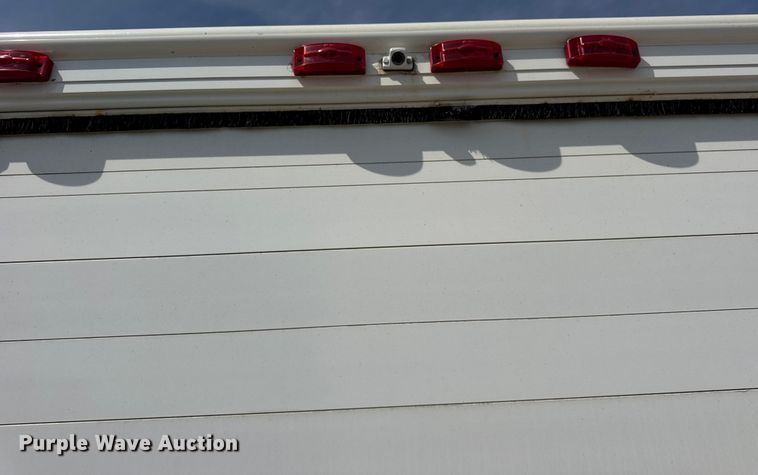 image for item ER0064 2003 Freightliner Utilimaster delivery truck