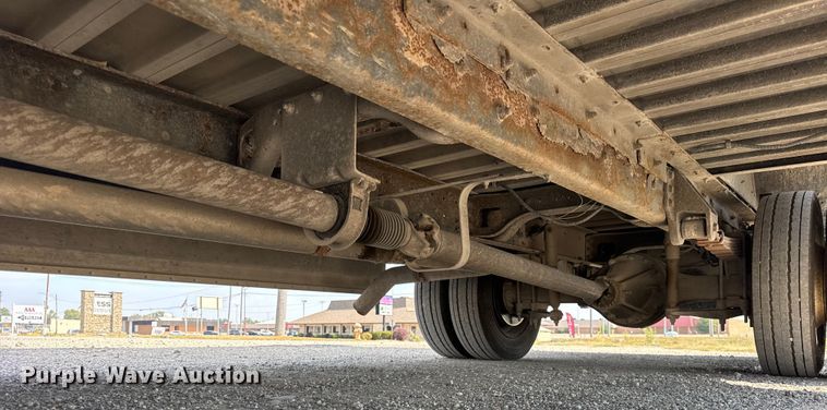 image for item ER0064 2003 Freightliner Utilimaster delivery truck