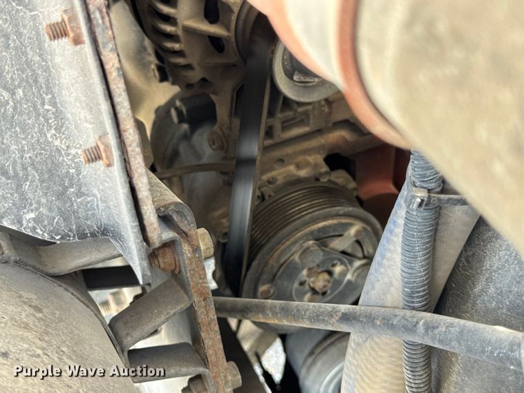 image for item ER0064 2003 Freightliner Utilimaster delivery truck