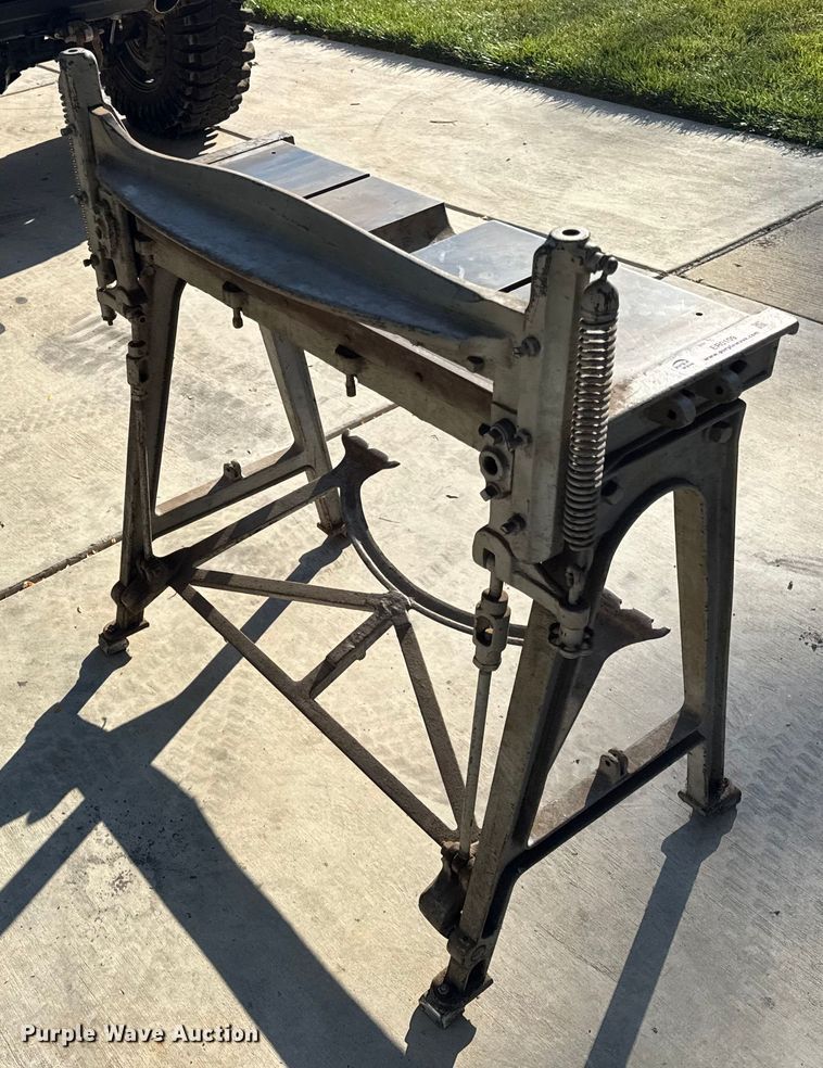 image for item ER0109 Peck Stow & Wilcox metal brake