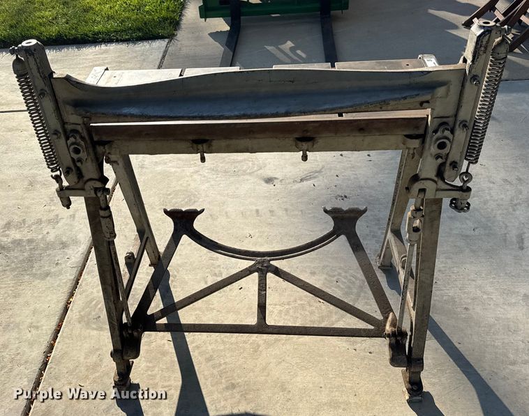 image for item ER0109 Peck Stow & Wilcox metal brake