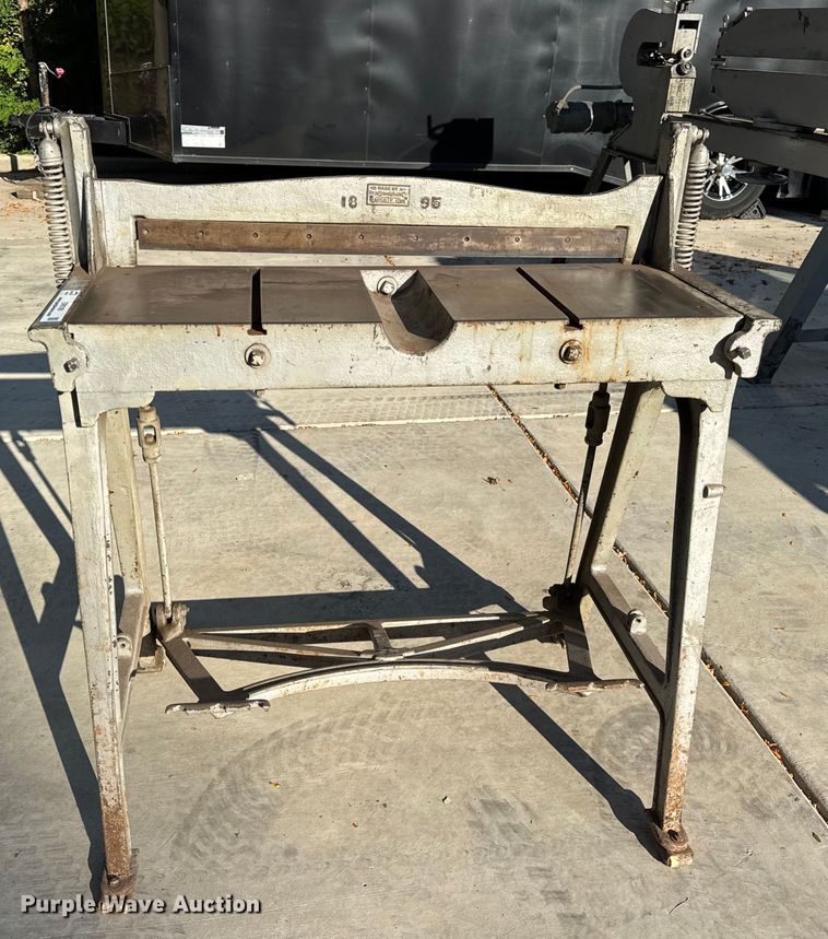 image for item ER0109 Peck Stow & Wilcox metal brake