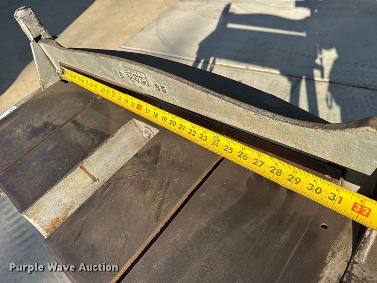 image for item ER0109 Peck Stow & Wilcox metal brake