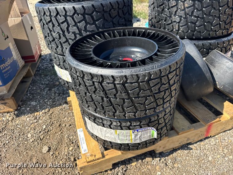image for item ER0116 Lawn mower airless tires