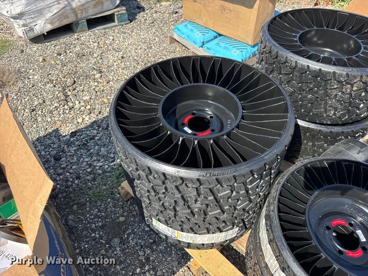 image for item ER0116 Lawn mower airless tires