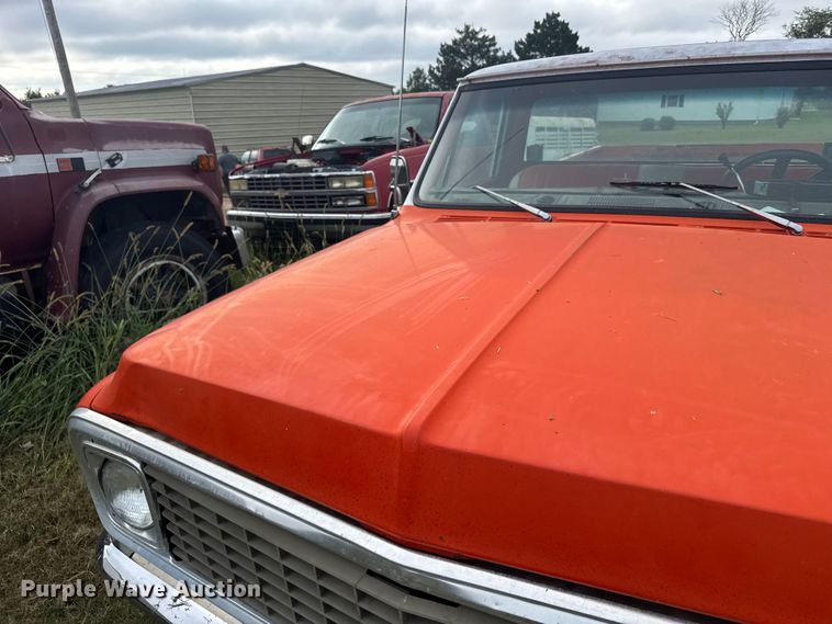 image for item ER2312 1972 Chevrolet C10 pickup truck