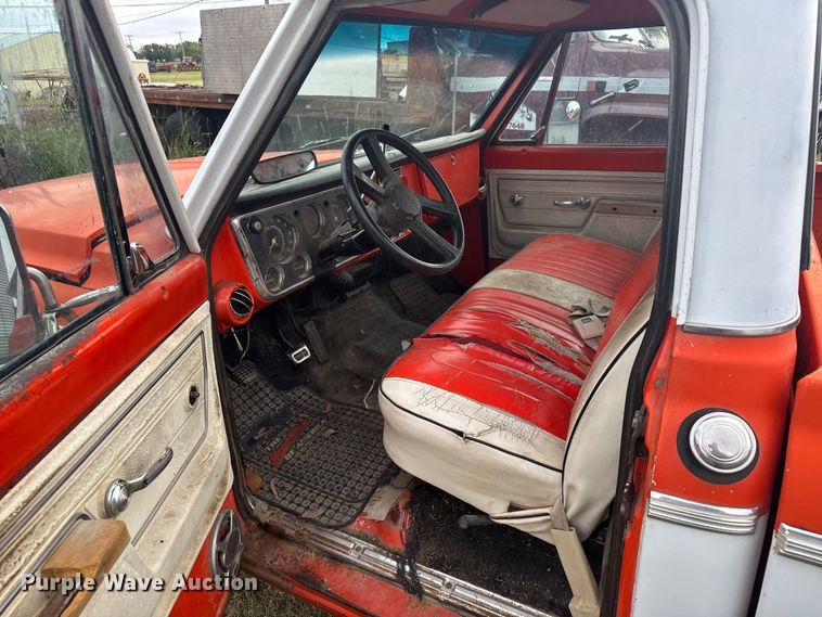 image for item ER2312 1972 Chevrolet C10 pickup truck