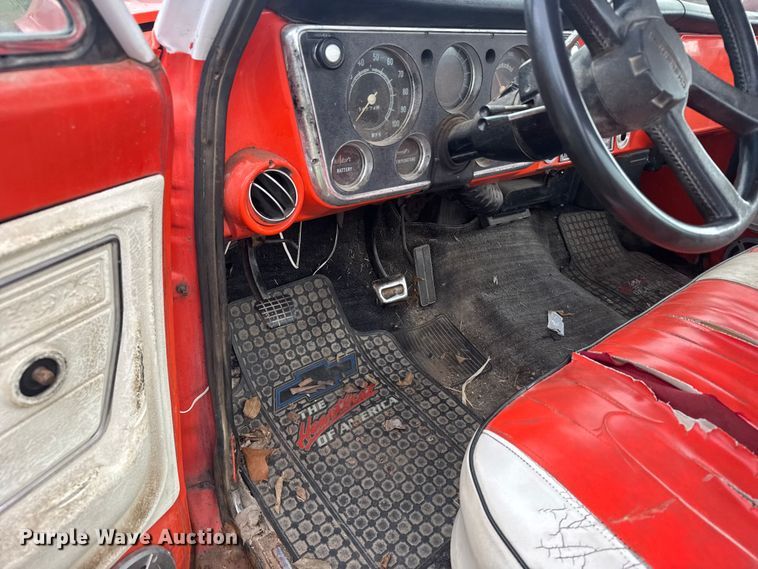 image for item ER2312 1972 Chevrolet C10 pickup truck