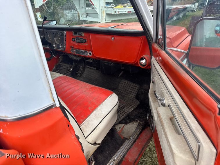 image for item ER2312 1972 Chevrolet C10 pickup truck