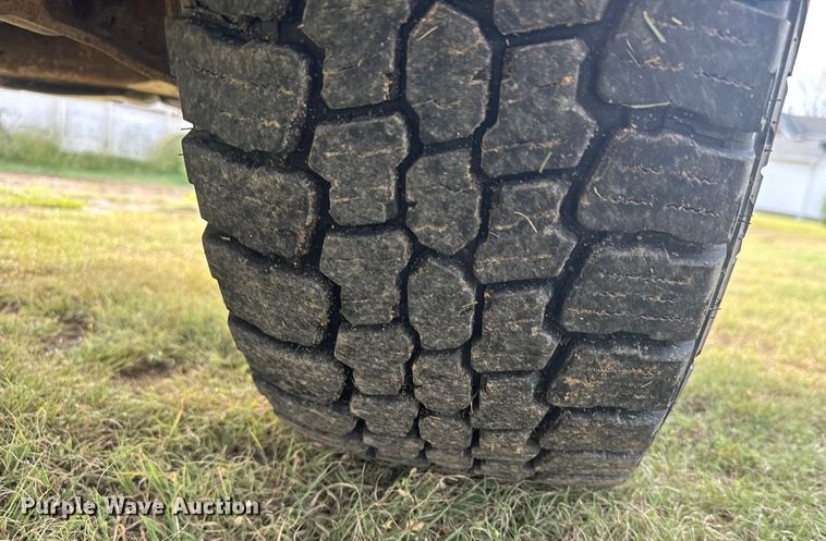 image for item ER2314 2004 Chevrolet Silverado 1500 Ext. Cab pickup truck