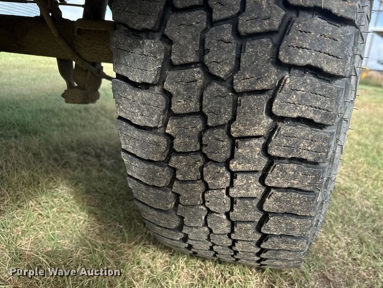 image for item ER2314 2004 Chevrolet Silverado 1500 Ext. Cab pickup truck