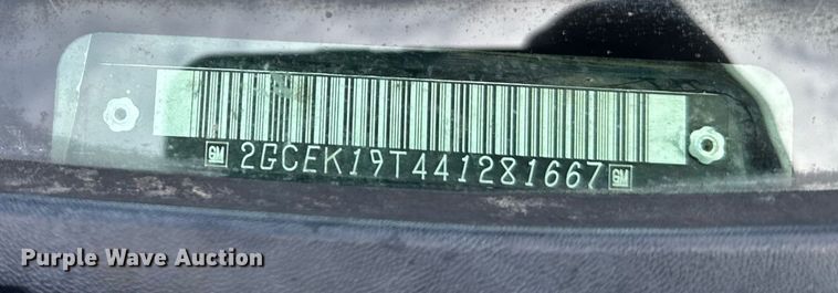 image for item ER2314 2004 Chevrolet Silverado 1500 Ext. Cab pickup truck