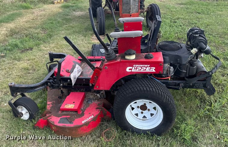 image for item ER2315 Country clipper ZTR lawn mower