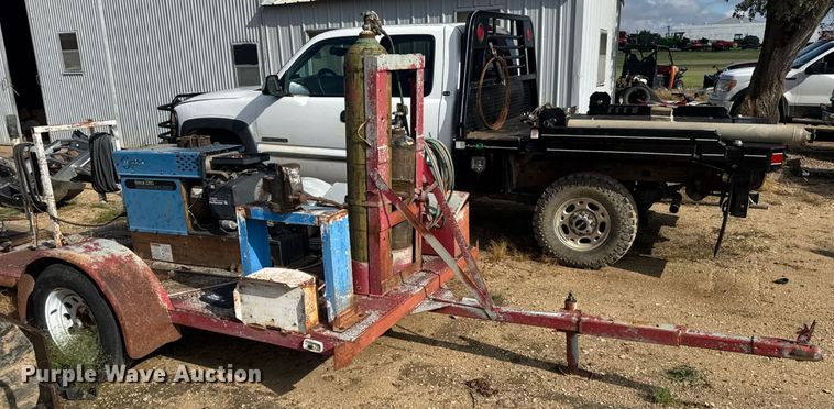 image for item ER2316 Miller Bobcat 225G welder/generator