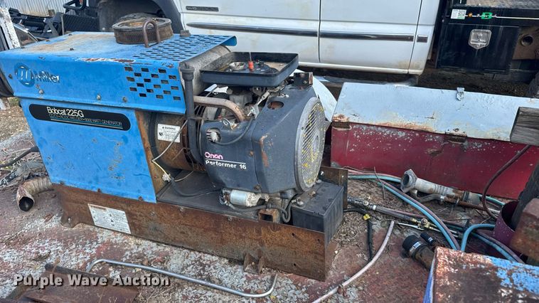 image for item ER2316 Miller Bobcat 225G welder/generator