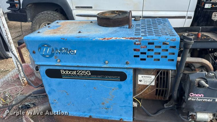 image for item ER2316 Miller Bobcat 225G welder/generator