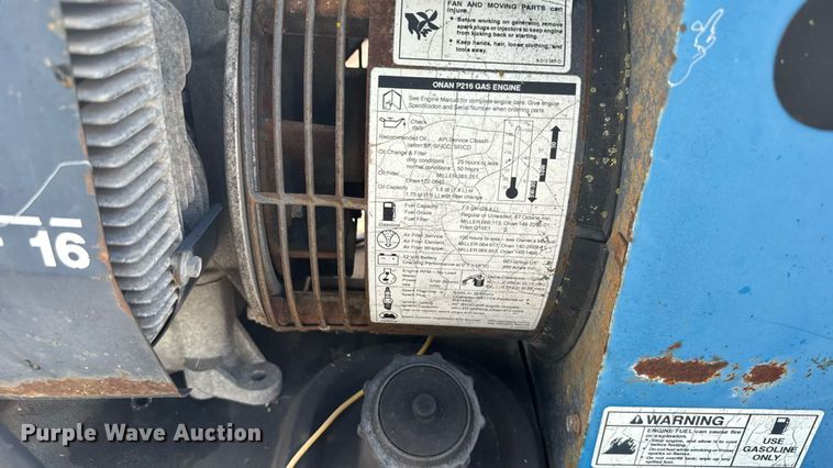 image for item ER2316 Miller Bobcat 225G welder/generator