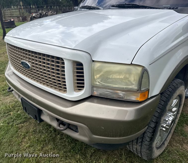 image for item ER2321 2004 Ford Excursion SUV