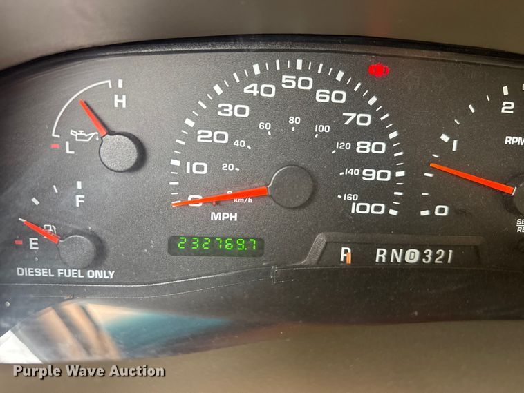 image for item ER2321 2004 Ford Excursion SUV