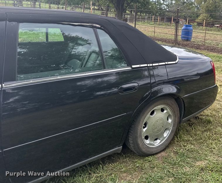 image for item ER2322 2001 Cadillac Deville 