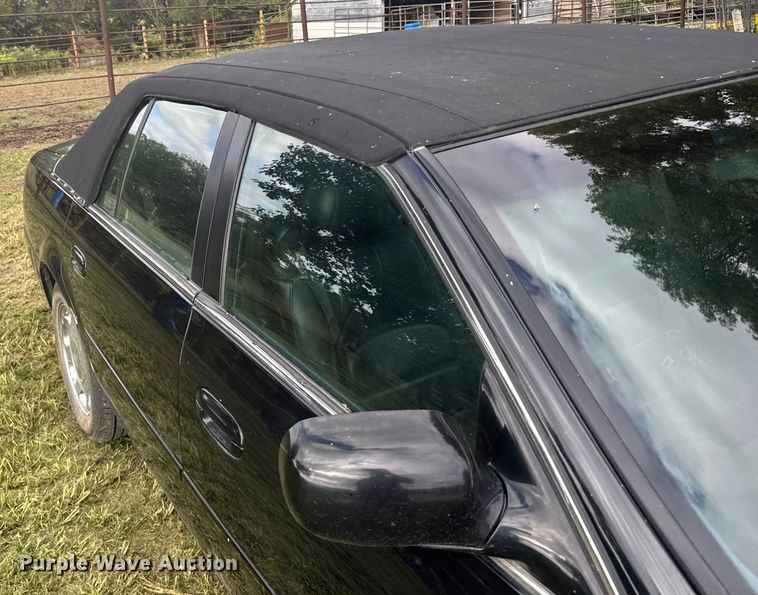 image for item ER2322 2001 Cadillac Deville 