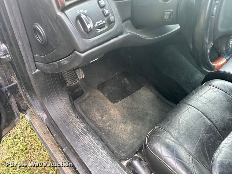 image for item ER2322 2001 Cadillac Deville 