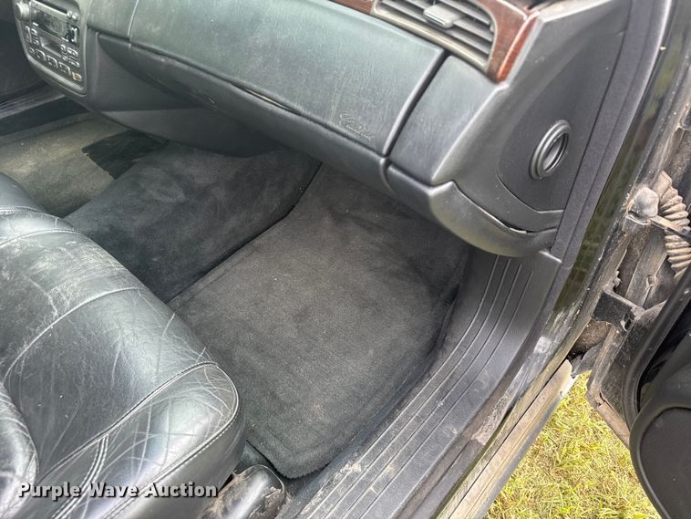 image for item ER2322 2001 Cadillac Deville 