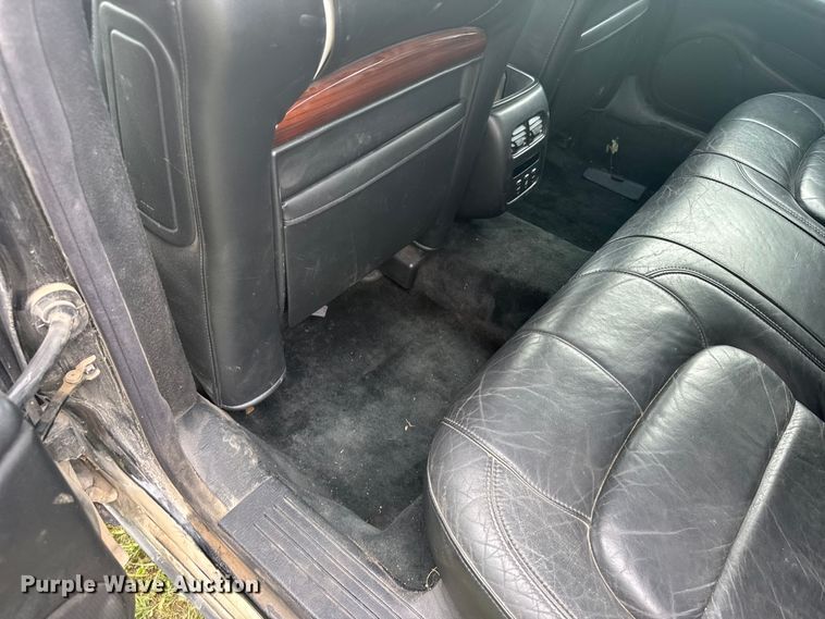 image for item ER2322 2001 Cadillac Deville 