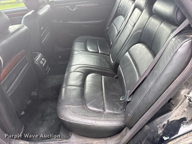 image for item ER2322 2001 Cadillac Deville 