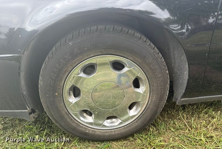 image for item ER2322 2001 Cadillac Deville 