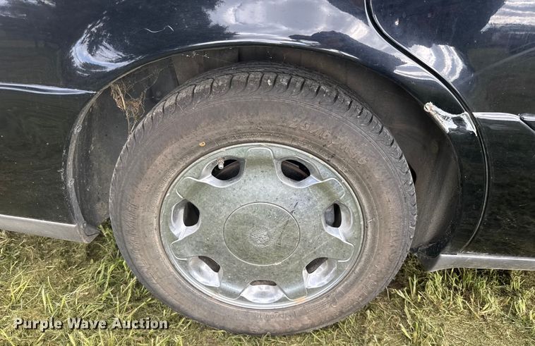 image for item ER2322 2001 Cadillac Deville 