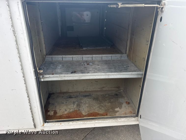 image for item ER2378 2011 Ford F450 Super Duty utility / service truck