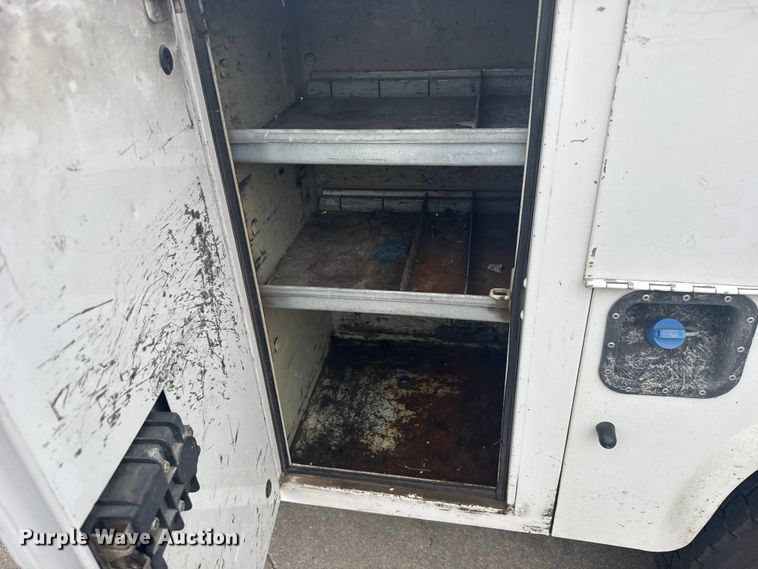 image for item ER2378 2011 Ford F450 Super Duty utility / service truck