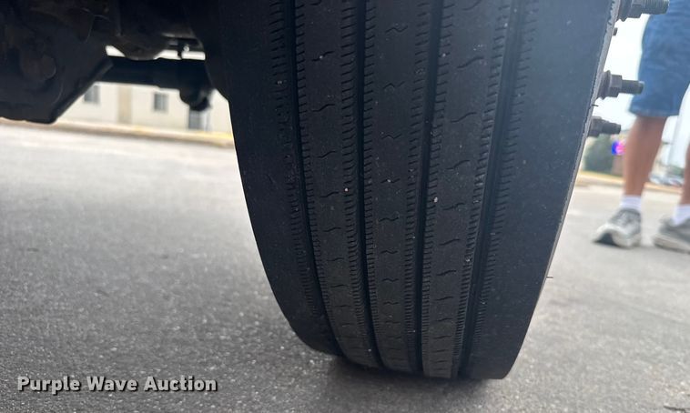 image for item ER2378 2011 Ford F450 Super Duty utility / service truck